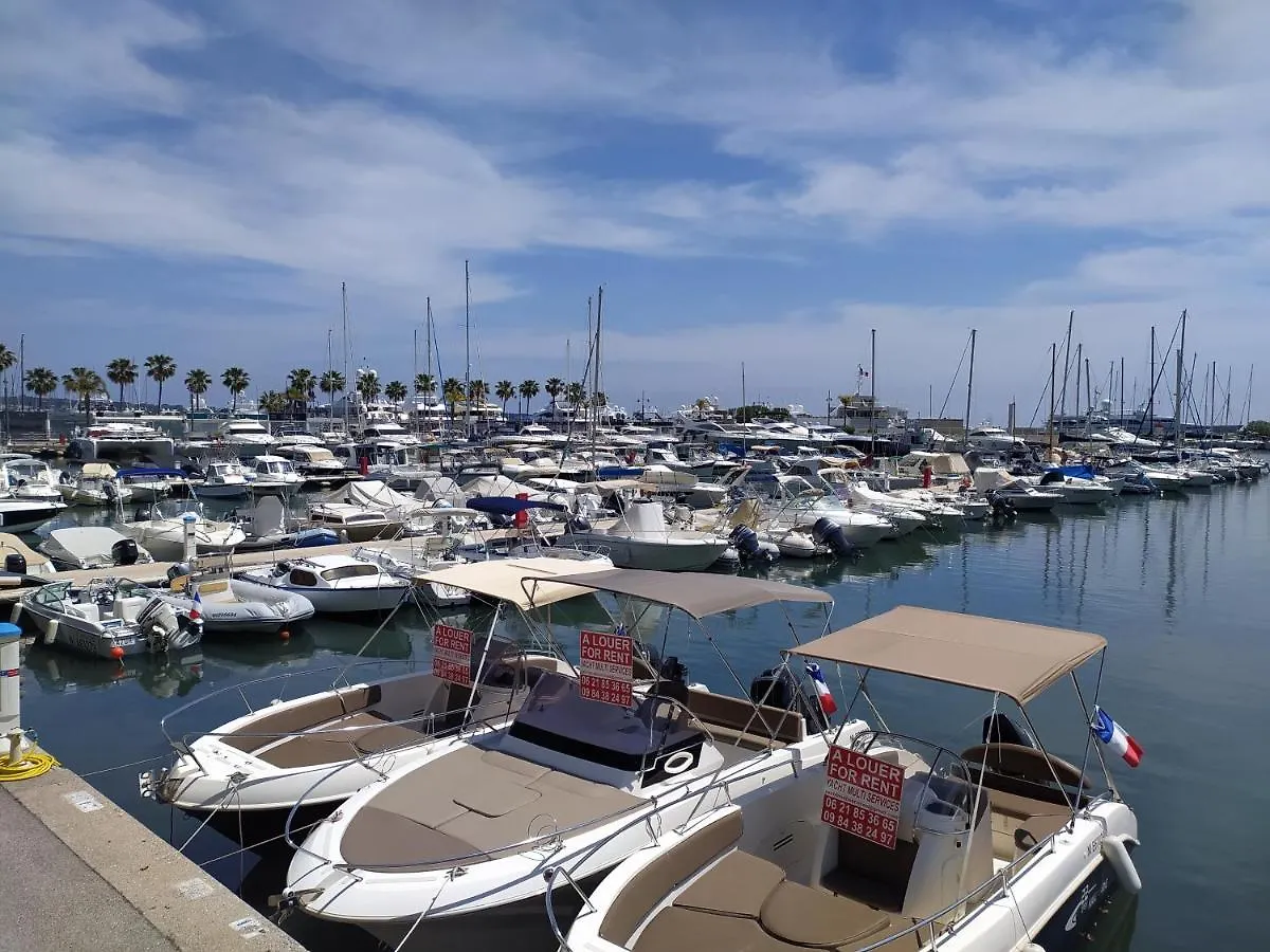 Golfe Paradis Vallauris 0*,